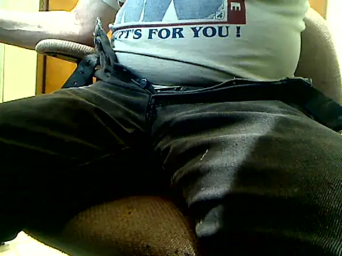 markluvskitty online show from 12-22-25, 01:33