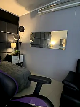 CHERRYY BOMB  online show from 09-10-25, 05:45