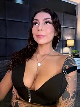 CHERRYY BOMB  online show from 11-24-25, 06:08