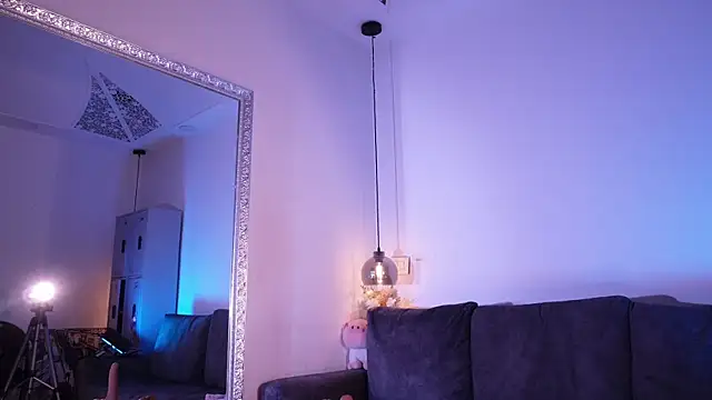 Isabella francoo online show from 05-12-26, 01:06
