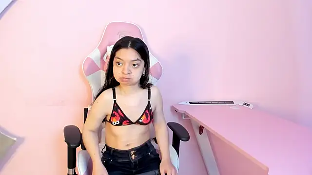 CharlotteMuller online show from 12-21-25, 07:48