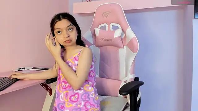 CharlotteMuller online show from 10-19-25, 07:16