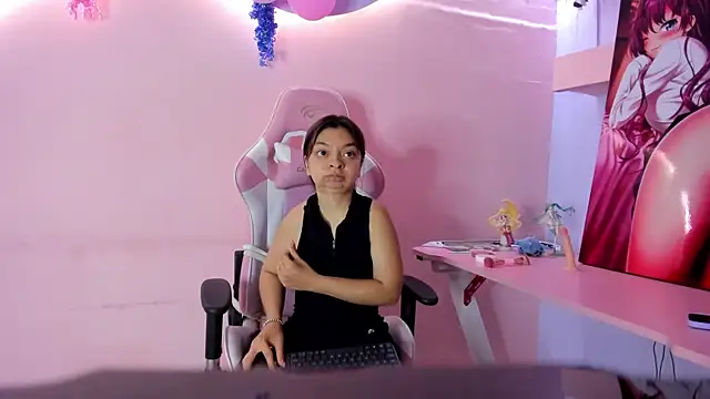 CharlotteMuller online show from 03-22-26, 02:51