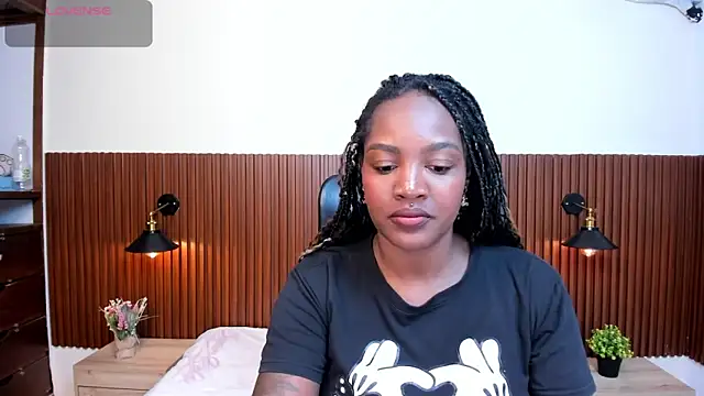Snapshot of chanel_brunette chatting on 03-02-25, 12:03 chanel brunette online show from 03-02-25, 12:03