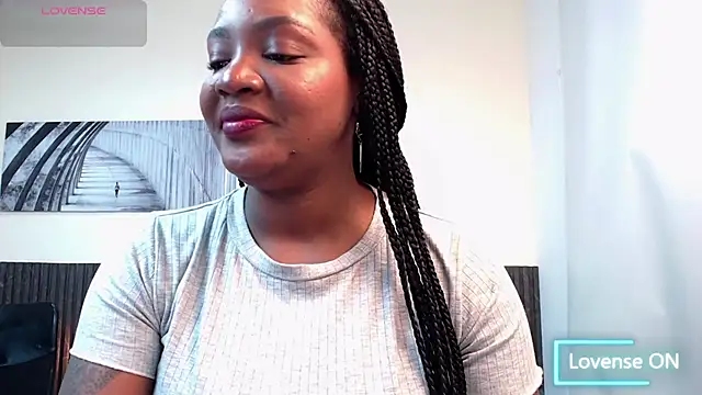 chanel brunette online show from 10-25-25, 11:20