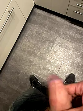 Edosxxl online show from 11-06-25, 12:36