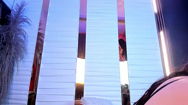 Biiancacox online show from 10-22-25, 02:55