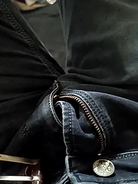 HeftyTheory7 online show from 11-19-25, 12:38