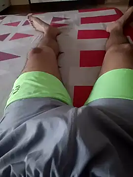 HeftyTheory7 online show from 11-08-25, 03:43