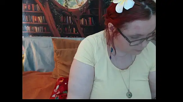 PlayfullMature online show from 06-17-26, 01:43