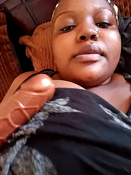 queennapal online show from 04-04-26, 01:17