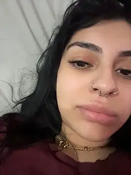 ThickerThanYoBitch online show from 12-15-25, 06:08