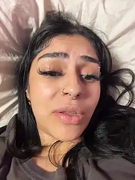 Snapshot of ThickerThanYoBitch chatting on 10-14-25, 02:17 ThickerThanYoBitch online show from 10-14-25, 02:17