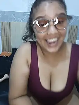 Snapshot of Danielaandximena chatting on 07-15-26, 03:57 Danielaandximena online show from 07-15-26, 03:57