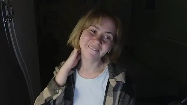 Riley Roo online show from 05-28-26, 06:14
