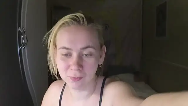 Riley Roo online show from 02-27-26, 06:19