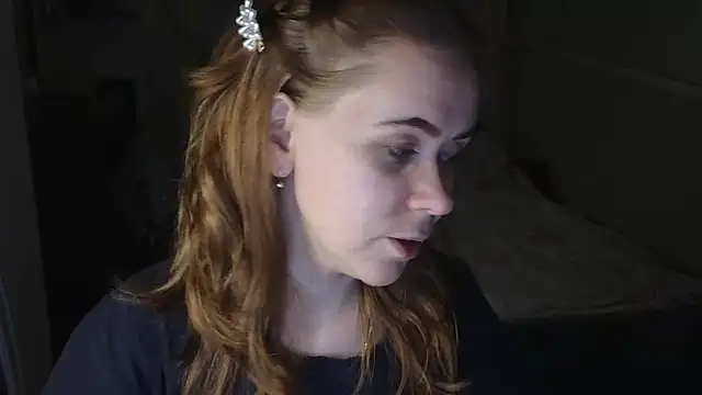 Riley Roo online show from 12-16-25, 07:07