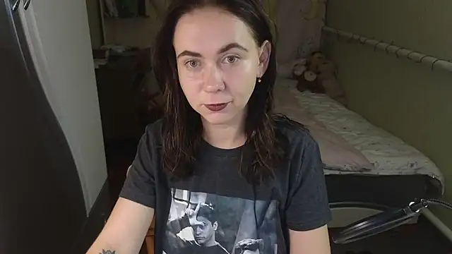 Snapshot of Riley_Roo chatting on 10-12-25, 03:35 Riley Roo online show from 10-12-25, 03:35