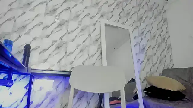 cathaarizti8 online show from 04-14-26, 03:06