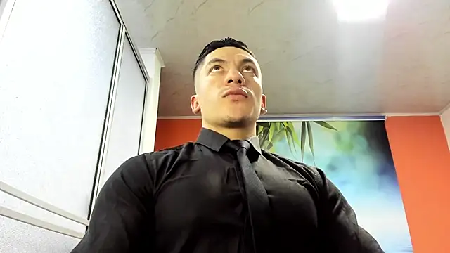 aquiles 51 online show from 04-12-26, 05:49