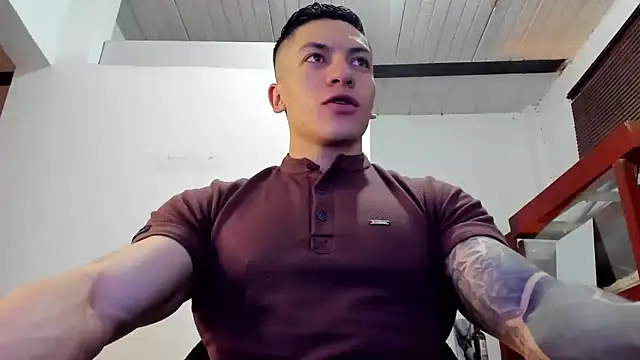 aquiles 51 online show from 10-30-25, 07:33