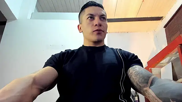 aquiles 51 online show from 10-18-25, 08:44