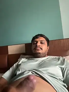 Snapshot of Parth-26 chatting on 06-14-26, 09:43 Parth-26 online show from 06-14-26, 09:43
