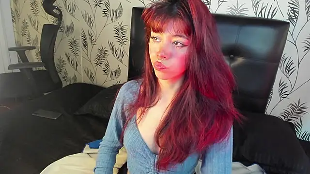 SuzzyyM online show from 03-04-26, 09:00