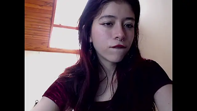 SuzzyyM online show from 03-11-25, 03:56