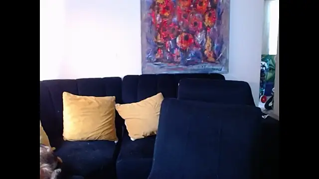 SuzzyyM online show from 10-21-25, 06:51