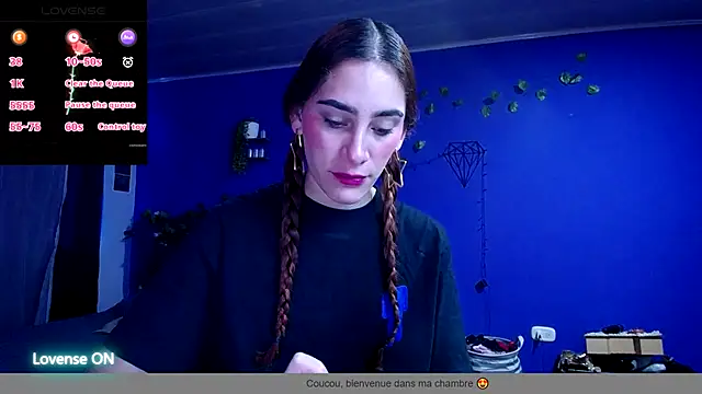 Snapshot of IsaBaileys_ chatting on 09-29-25, 09:20 IsaBaileys online show from 09-29-25, 09:20