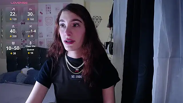 IsaBaileys  online show from 04-08-26, 03:08