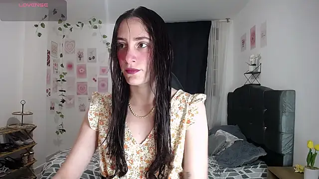 IsaBaileys  online show from 05-29-26, 01:44