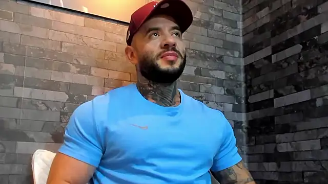 BruceDallas online show from 01-07-26, 01:54