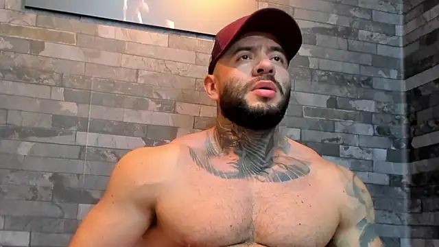 BruceDallas online show from 05-28-26, 04:42