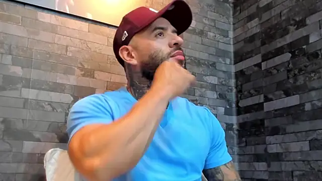 BruceDallas online show from 01-09-26, 03:24