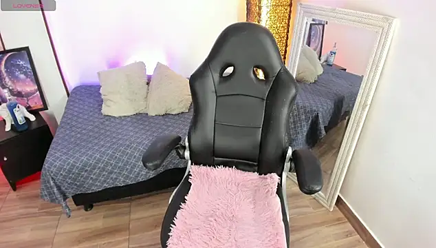 vanessabz online show from 10-01-25, 03:44