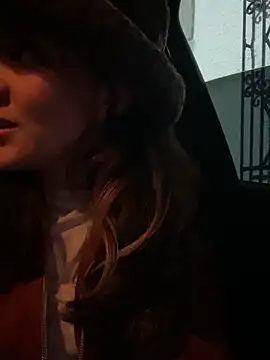 emily amaya online show from 12-21-24, 03:47