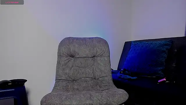 Snapshot of curt_xxx chatting on 02-14-26, 08:31 curt xxx online show from 02-14-26, 08:31