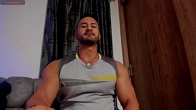 Snapshot of curt_xxx chatting on 03-01-26, 02:00 curt xxx online show from 03-01-26, 02:00