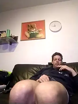 Knuffelstaaf123 online show from 02-21-25, 10:48