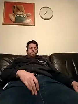 Knuffelstaaf123 online show from 02-25-25, 11:37