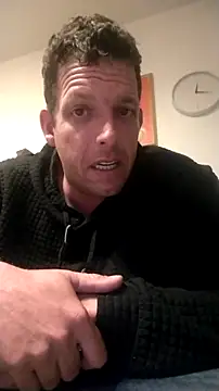 Knuffelstaaf123 online show from 09-24-25, 10:16