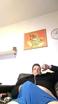 Knuffelstaaf123 online show from 10-10-25, 08:42