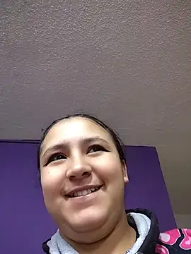 Snapshot of Cute_Penelope chatting on 06-18-26, 11:04 Cute Penelope online show from 06-18-26, 11:04