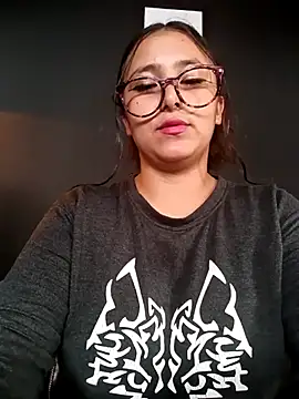 Snapshot of Cute_Penelope chatting on 02-21-25, 03:10 Cute Penelope online show from 02-21-25, 03:10