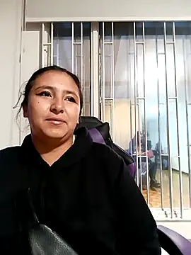 Snapshot of Cute_Penelope chatting on 10-15-25, 11:18 Cute Penelope online show from 10-15-25, 11:18