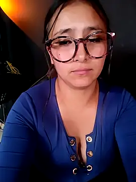 Snapshot of Cute_Penelope chatting on 03-07-25, 09:17 Cute Penelope online show from 03-07-25, 09:17