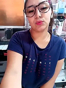 Snapshot of Cute_Penelope chatting on 02-26-25, 03:10 Cute Penelope online show from 02-26-25, 03:10