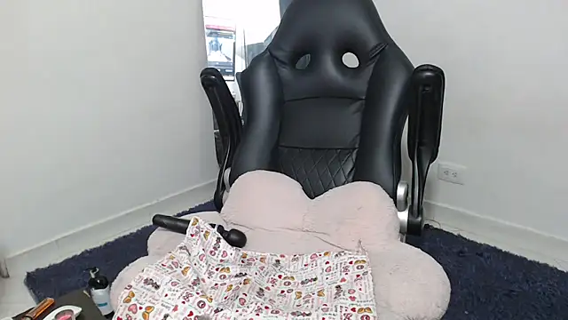 Honey-420- online show from 05-16-26, 02:43
